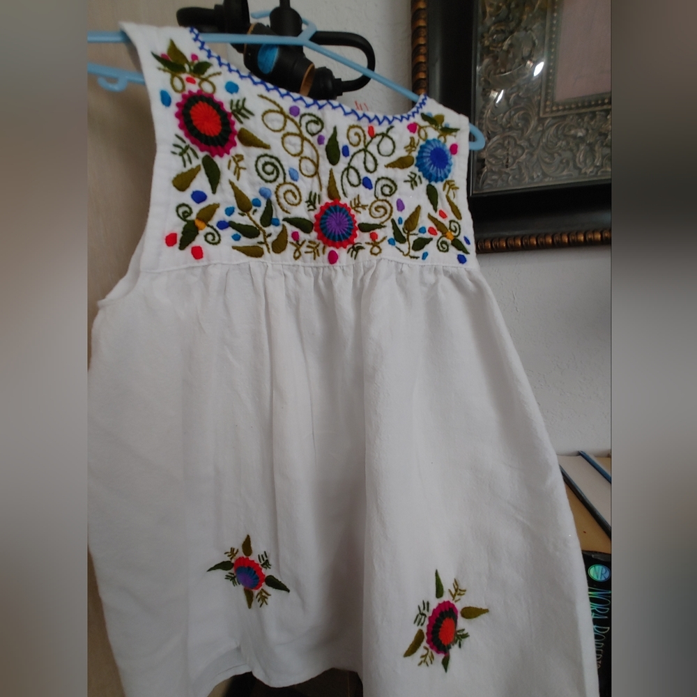 Girls dress